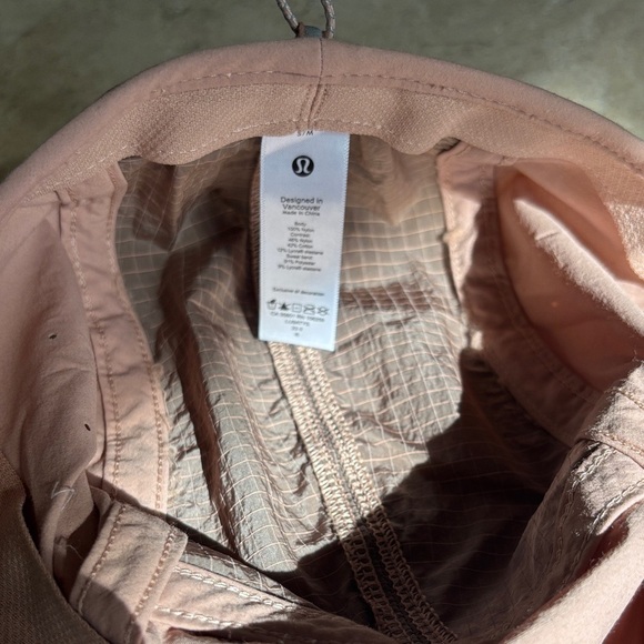 Lululemon size s/m hiking light pink Cap/hat - Picture 5 of 5